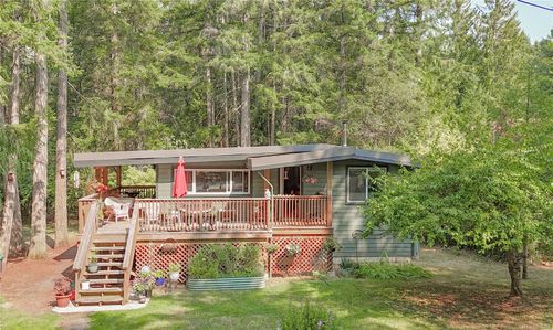 680 Crestwood Rd, Gabriola, BC, V0R1X4 | Card Image
