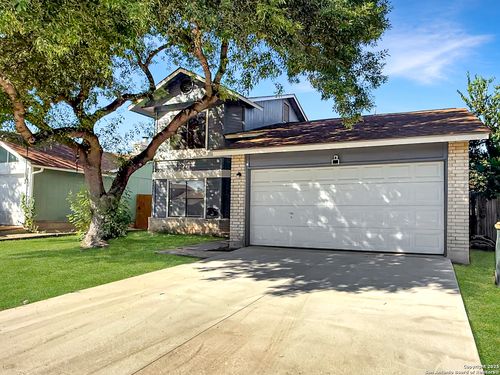 8426 Maple Ridge Dr, San Antonio, TX, 78239-4036 | Card Image