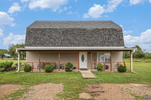 5655 94th St, Meriden, KS, 66512-8848 | Card Image