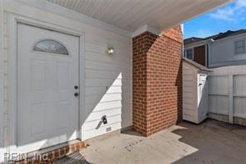 e-103 Turnbridge Lane, Yorktown, VA, 23693 | Card Image