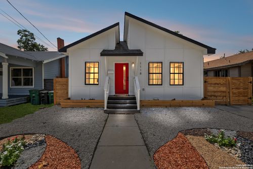 1118 Hays St, San Antonio, TX, 78202-2013 | Card Image