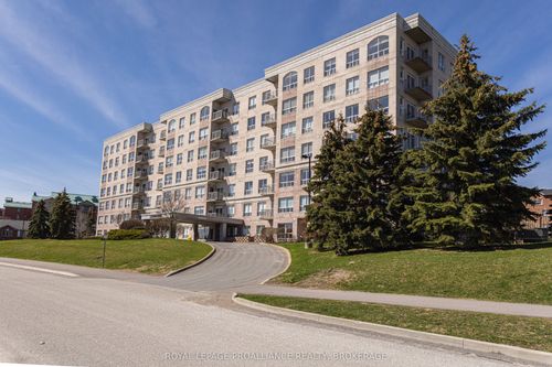 205-350 Wellington St, Kingston, ON, K7K7J7 | Card Image