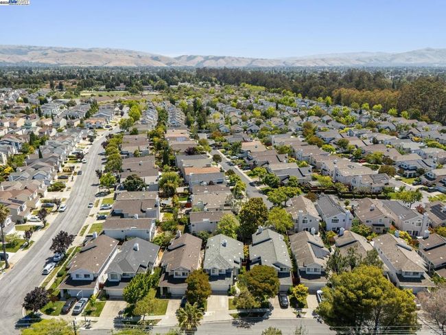 34294 Dunhill Dr, House other with 3 bedrooms, 3 bathrooms and 2 parking in Fremont CA | Image 51