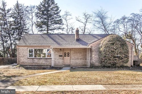 313 S 31st St, HARRISBURG, PA, 17109-5702 | Card Image