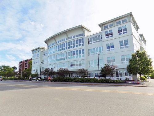 211-10 Ocean Ave, Revere, MA, 02151-3621 | Card Image