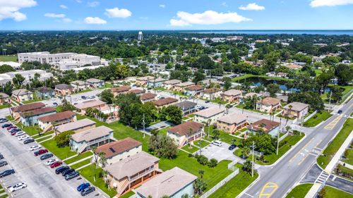 2-694 Michigan Ct, SAINT CLOUD, FL, 34769-5219 | Card Image