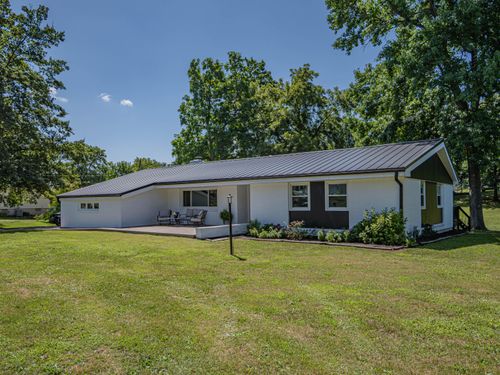 616 Grand Ave, Moberly, MO, 65270-2573 | Card Image