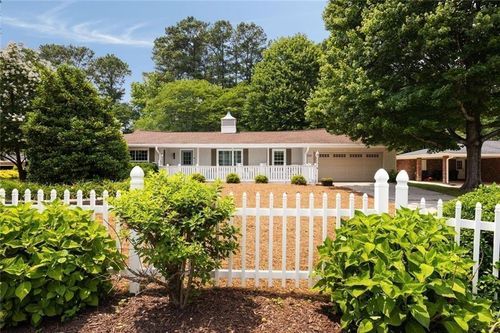 1100 Tuxedo Dr, Roswell, GA, 30075-3921 | Card Image