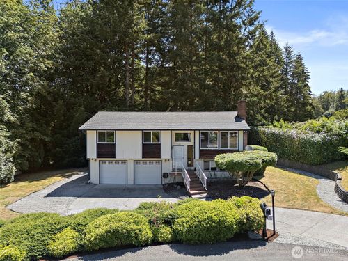 3981 Coronet Pl Se, Port Orchard, WA, 98366-1441 | Card Image