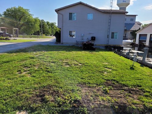 14 Tackel Line, Dover Centre, ON, N0P1L0 | Card Image