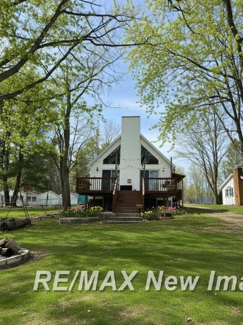 3837 Pine Rd, Beaverton, MI, 48612-8863 | Card Image