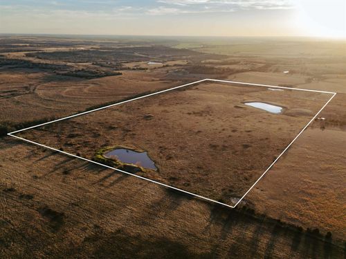 00000 141st Rd, Winfield, KS, 67156 | Card Image