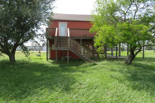 205 Buckskin Dr, Palacios, TX, 77465-1861 | Card Image