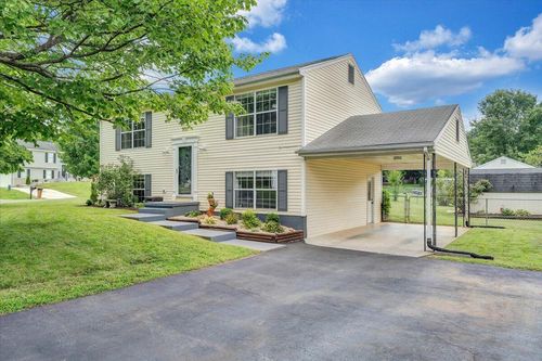 908 Samantha Cir, Roanoke, VA, 24019-5306 | Card Image