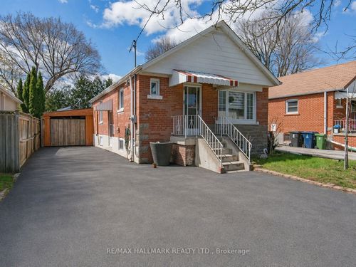 712 Pharmacy Avenue, Scarborough, ON, M1L3J2 | Card Image