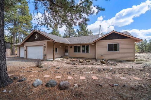 53530 Bridge Dr, La Pine, OR, 97739-8804 | Card Image