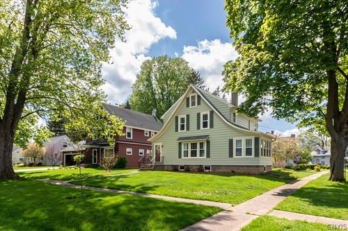 307 Hickory St, Liverpool, NY, 13088-4412 | Card Image