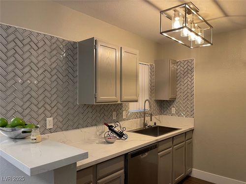 2158-6650 W Warm Springs Rd, Las Vegas, NV, 89118-4602 | Card Image