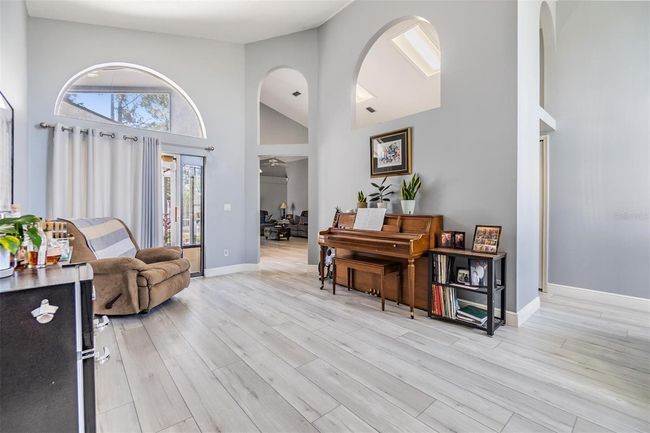 18013 Palm Breeze Dr, House other with 3 bedrooms, 2 bathrooms and null parking in TAMPA FL | Image 19