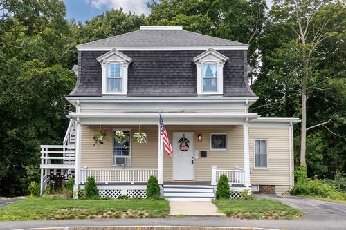 390 Commercial St, Braintree, MA, 02184-3422 | Card Image