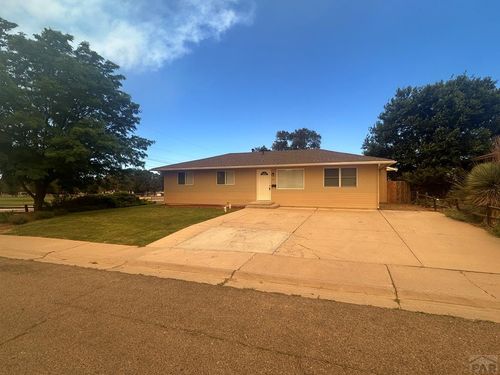45 Louis Nelson Rd, Pueblo, CO, 81001-1701 | Card Image