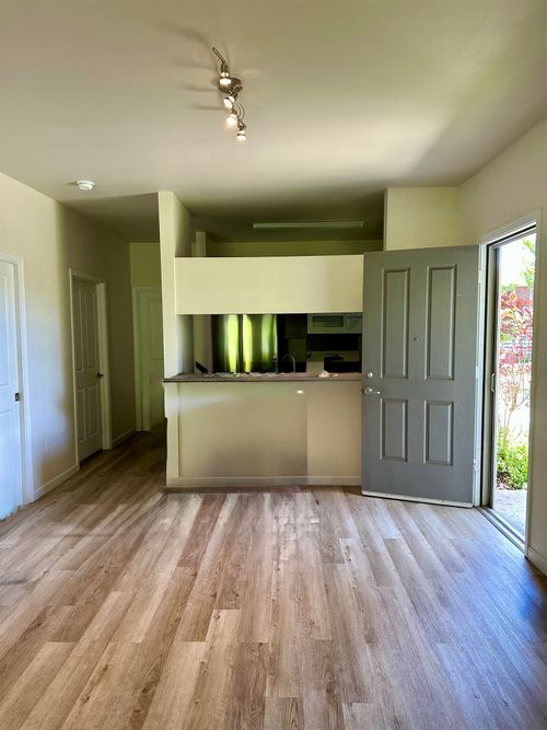 apt-2101-129 Hoowaiwai Loop, Wailuku, HI, 96793-4122 | Card Image