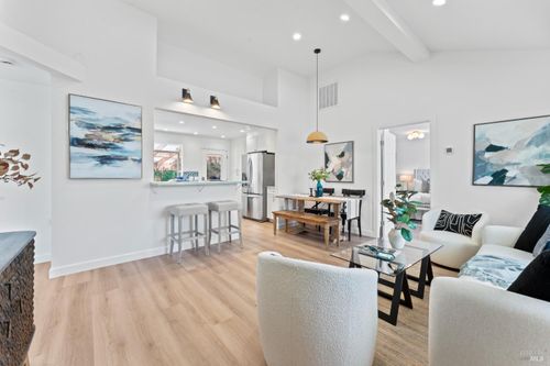 16 Arrowwood Ave, Napa, CA, 94558 | Card Image