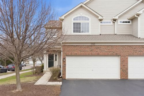 2313 Stoughton Dr, Aurora, IL, 60502-6248 | Card Image