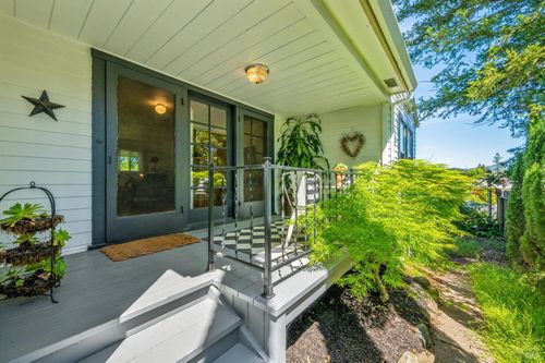 a-301 Powell Ave, Healdsburg, CA, 95448-3417 | Card Image