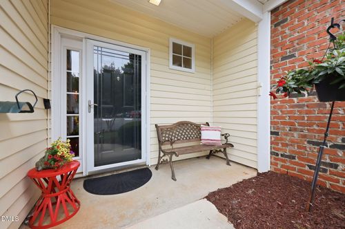 702 Village Lake Dr, Mebane, NC, 27302-8879 | Card Image