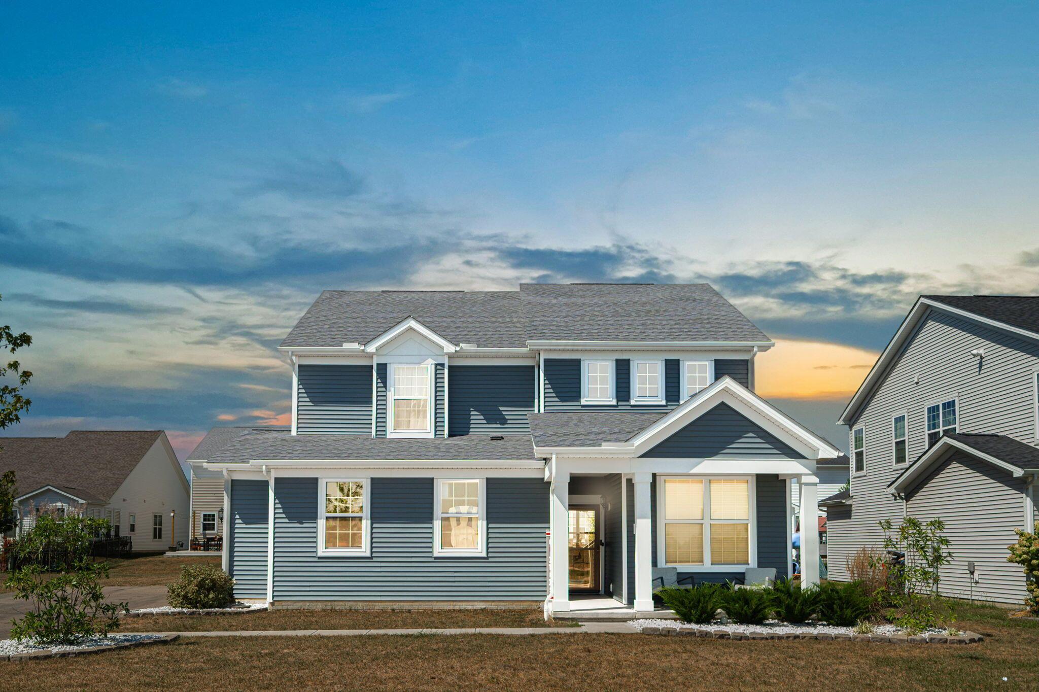 Glacial Ln, Grove City, OH 43123