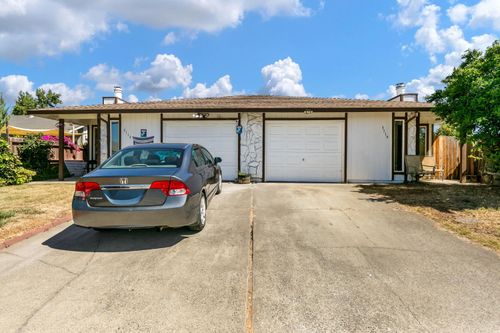 3115 Laurelhurst Drive, Rancho Cordova, CA, 95670 | Card Image