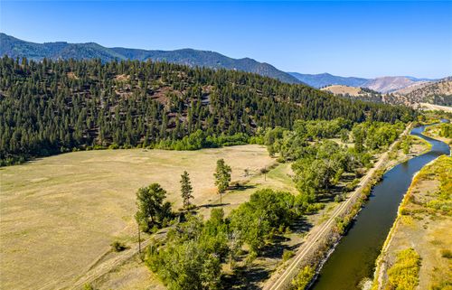 NHN Gillispie-Sliderock Rd, Clinton, MT, 59825 | Card Image