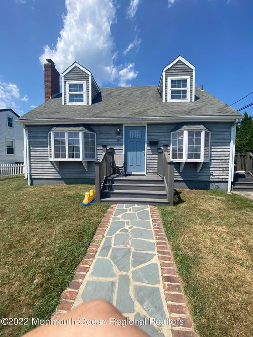 7 Campbell Ct, Deal, NJ, 07723-1205 | Card Image