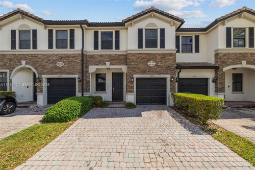 4233 Sw 164th Ct, Miami, FL, 33185-5289 | Card Image