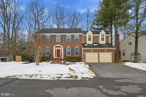 5219 Whisper Willow Dr, FAIRFAX, VA, 22030-8227 | Card Image