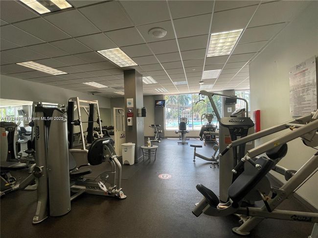 APT-207 - 19390 Collins Ave, Condo with 2 bedrooms, 2 bathrooms and null parking in Sunny Isles Beach FL | Image 53