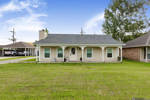 18522 Perkins Oak Rd, Prairieville, LA, 70769 | Card Image
