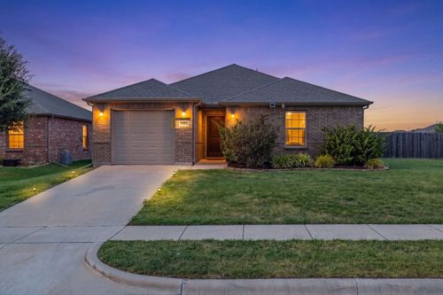 1402 Warringwood Dr, Greenville, TX, 75402-7609 | Card Image
