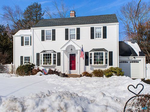 71 Vista Rd, North Haven, CT, 06473-2942 | Card Image