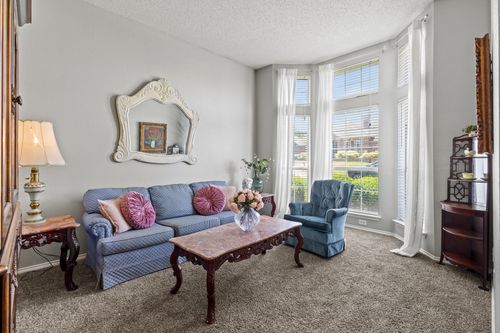 6711 Landover Hills Ln, Arlington, TX, 76017-4923 | Card Image