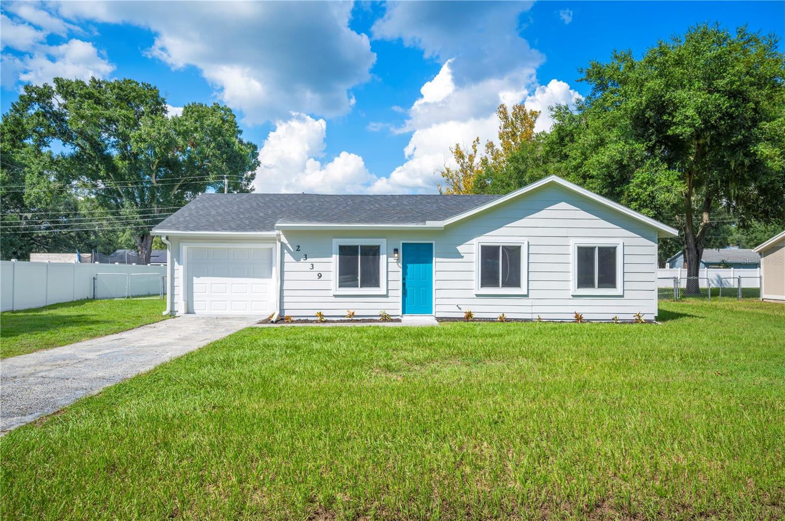 View Way, Lakeland, FL 33810