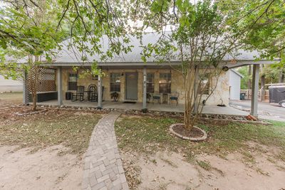 112 Pine View Loop, House other with 4 bedrooms, 2 bathrooms and 6 parking in Bastrop TX | Image 1