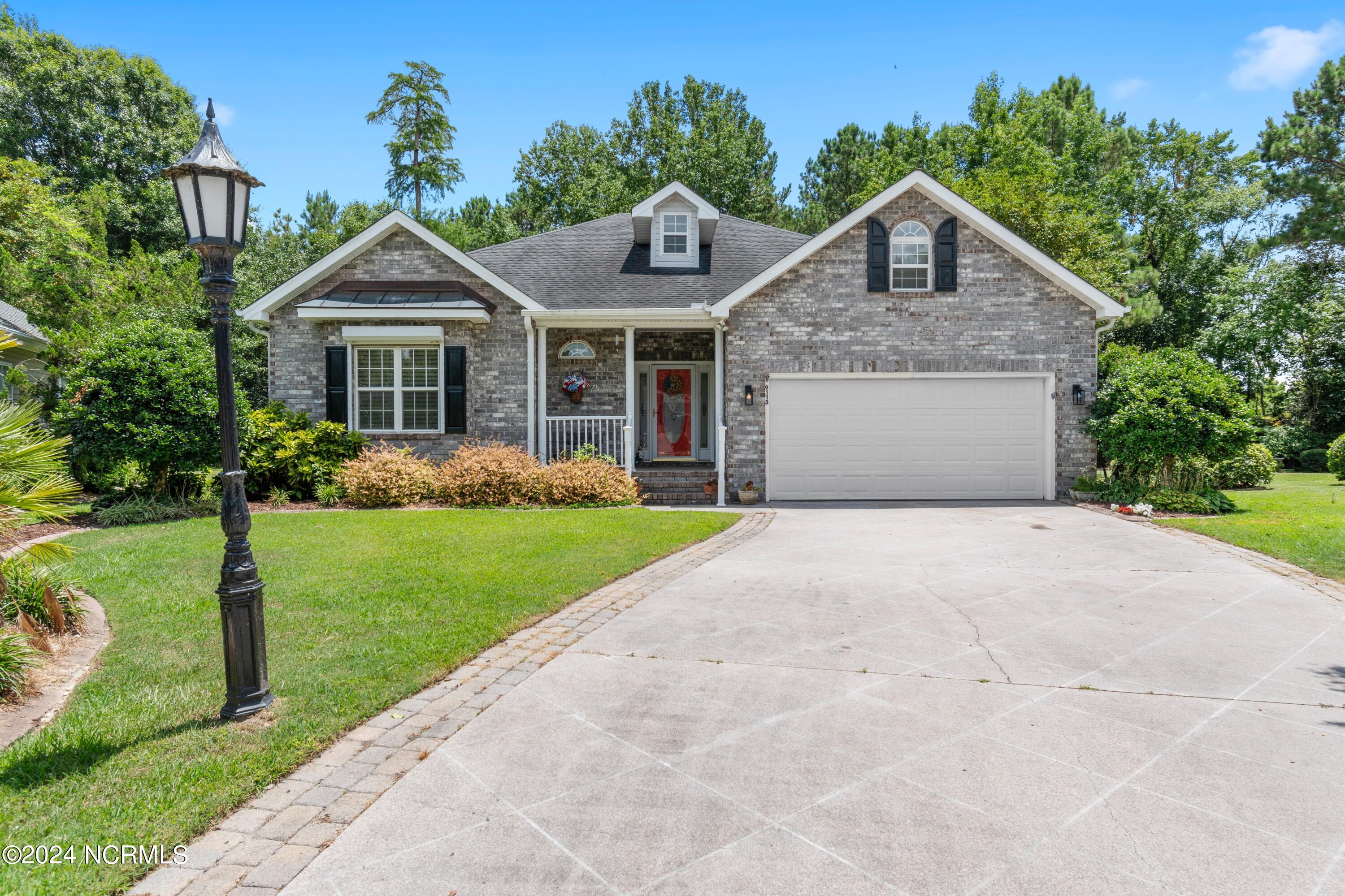 Twin Bay Ct, Calabash, NC 28467
