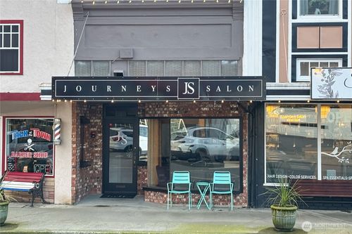 511 Front St, Lynden, WA, 98264-1922 | Card Image