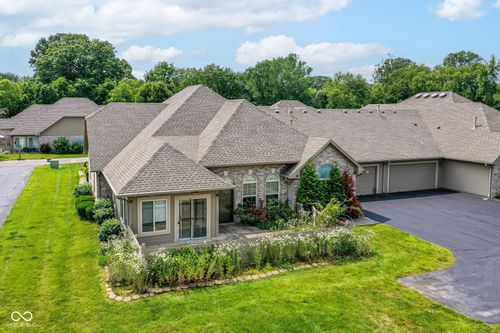 7645 Briarstone Ln, Indianapolis, IN, 46227-5427 | Card Image
