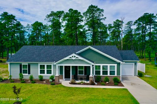 890 Golf View Rd, Boiling Spring Lakes, NC, 28461 | Card Image