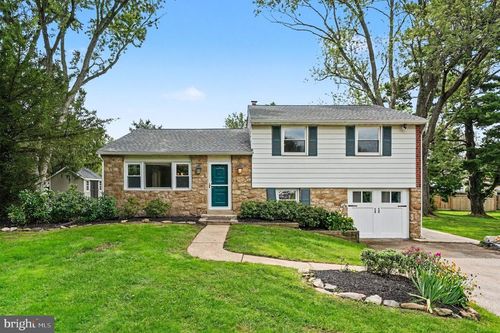 1390 Jolly Rd, BLUE BELL, PA, 19422-3317 | Card Image