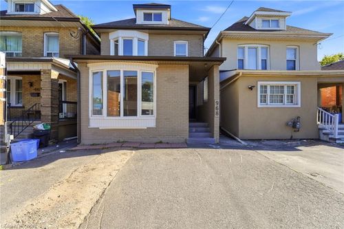 968 Main St E, Hamilton, ON, L8M1M8 | Card Image