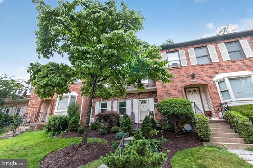 7526 Coddle Harbor Ln, ROCKVILLE, MD, 20854-3249 | Card Image